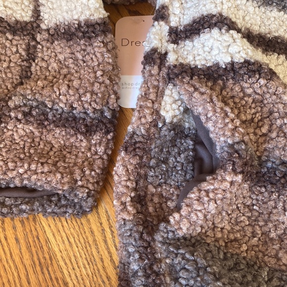 NWT Stoosh brand mocha plaid Sherpa jacket size S - Picture 9 of 9